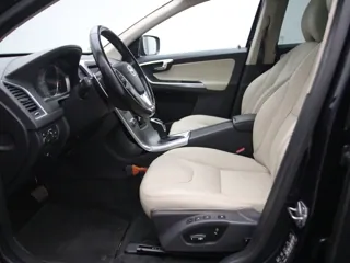 2017 VOLVO XC60 Polar+