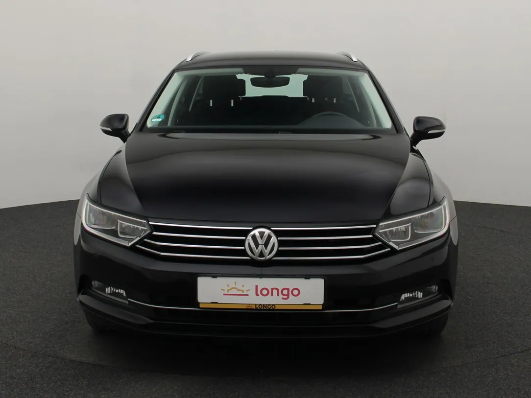 VOLKSWAGEN PASSAT B8 Comfortline