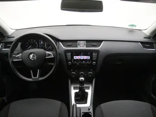 SKODA OCTAVIA Ambition Businessline