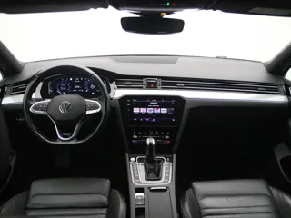 VOLKSWAGEN PASSAT B8 GTE