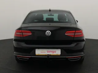 VOLKSWAGEN PASSAT B8 Business Edition R