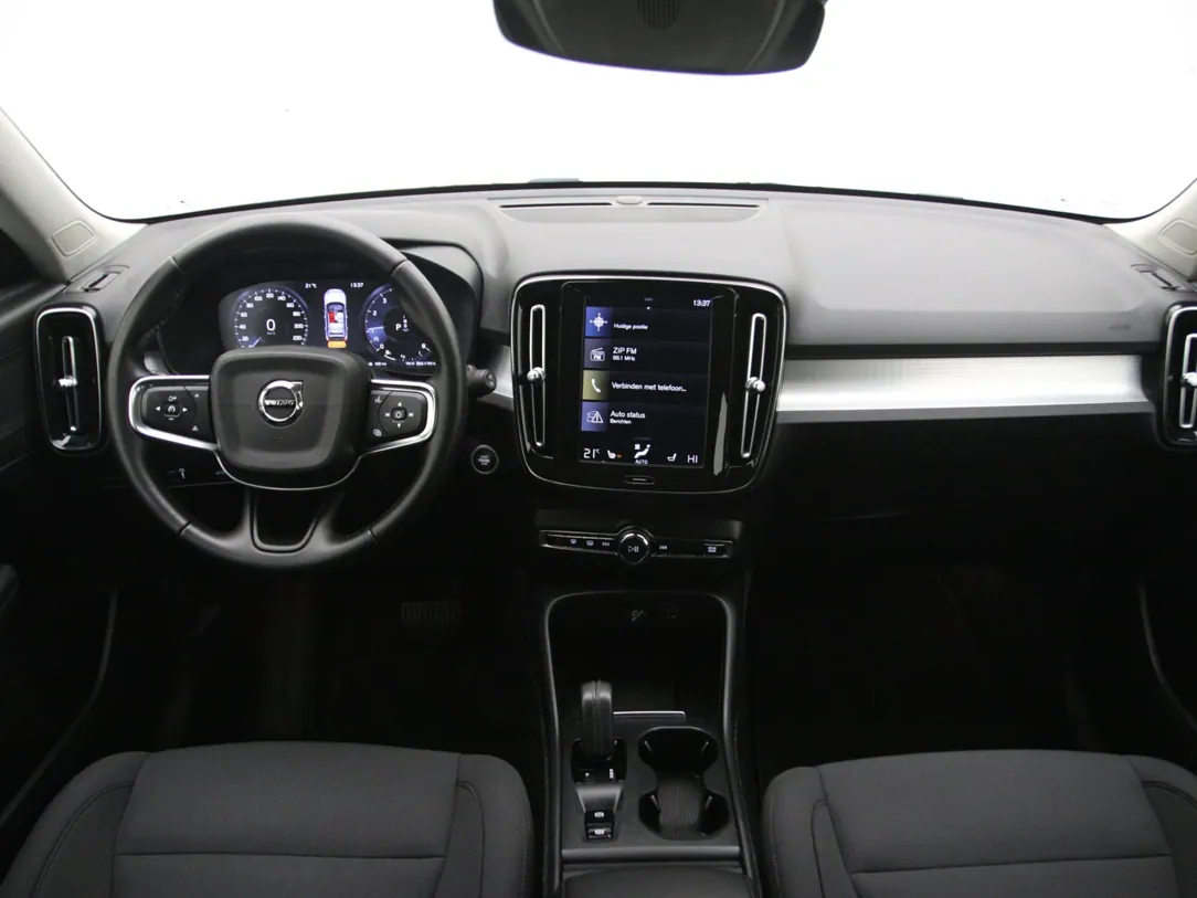 VOLVO XC40 Business Pro