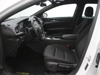 OPEL INSIGNIA Elegance