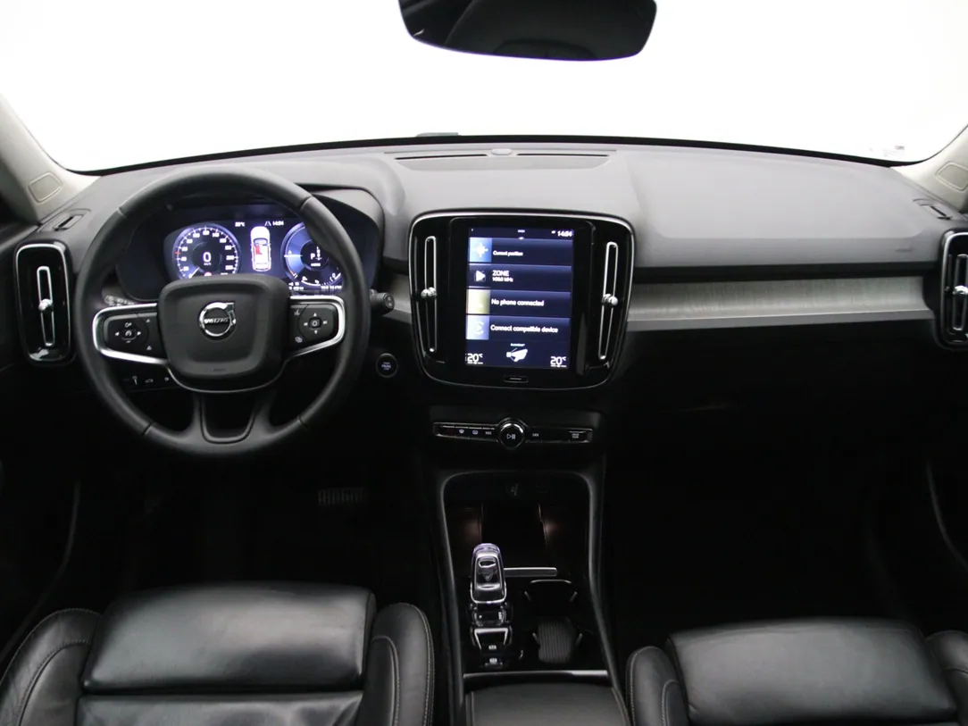 VOLVO XC40 Inscription