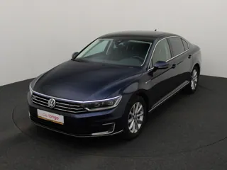 VOLKSWAGEN PASSAT B8 GTE Connected Series Plus