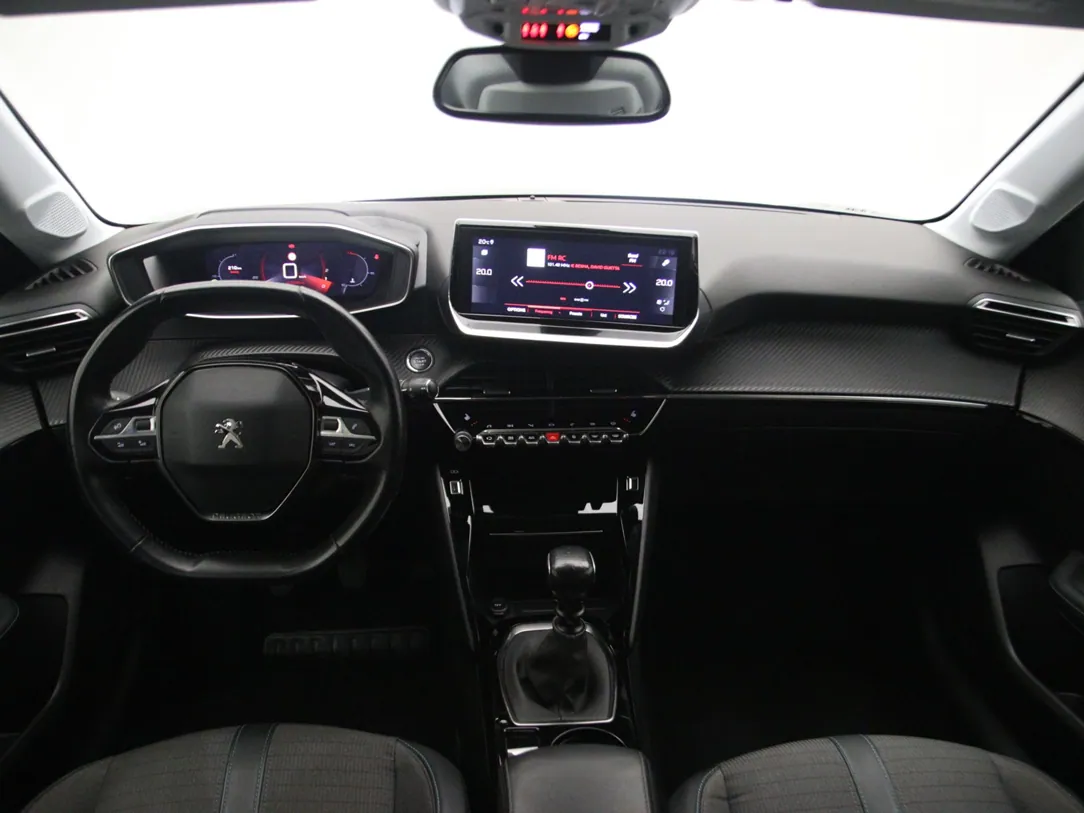 PEUGEOT 208 Allure