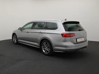 VOLKSWAGEN PASSAT B8 Highline Business R