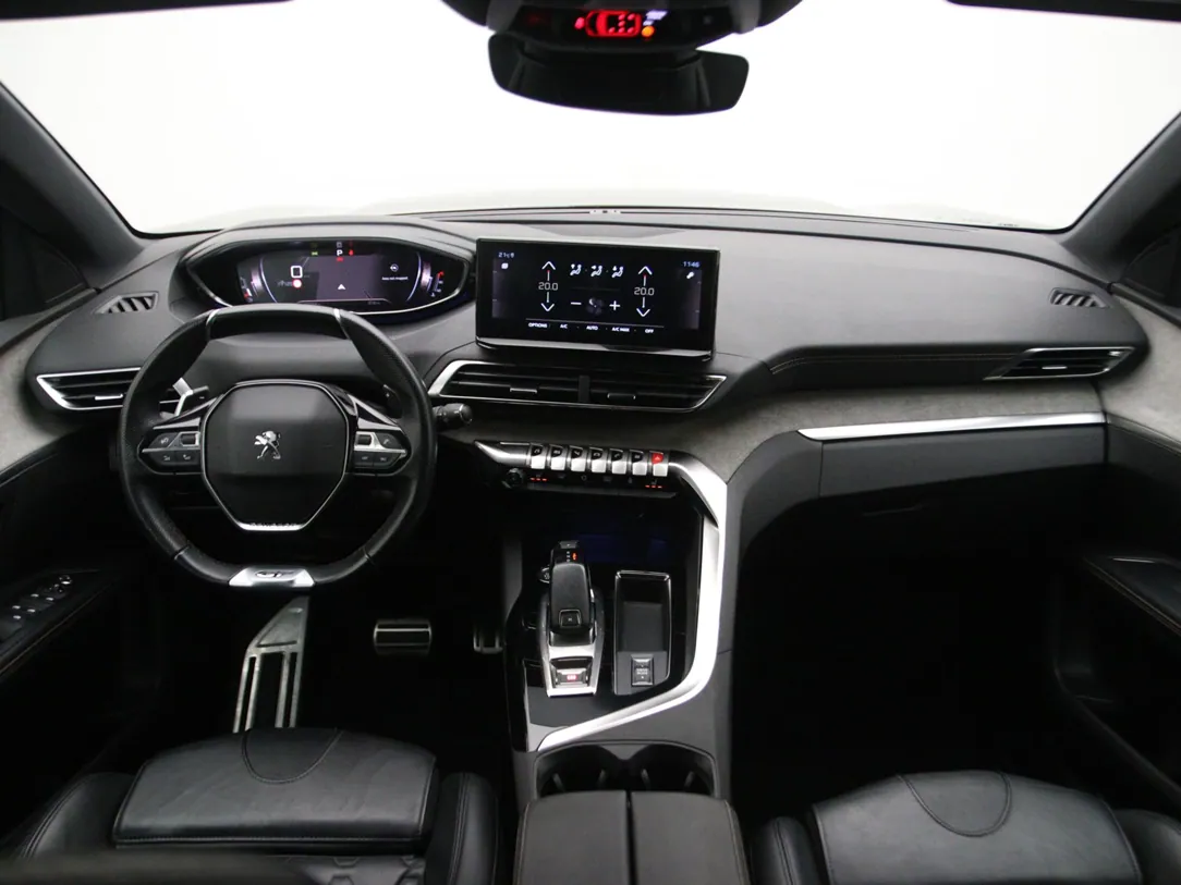 PEUGEOT 5008 GT
