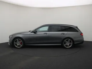 MERCEDES BENZ E220