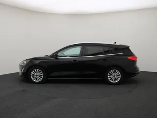 FORD FOCUS Titanium Business