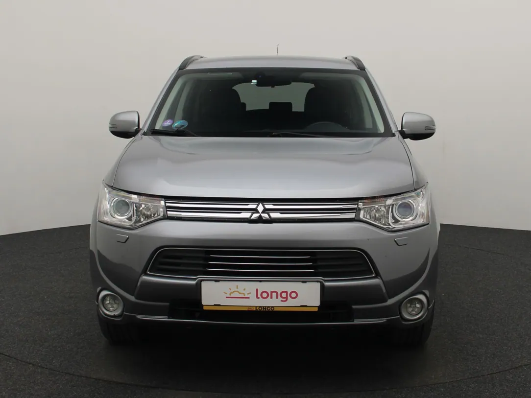 MITSUBISHI OUTLANDER Executive Edition