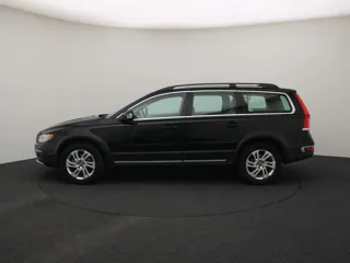 VOLVO XC70 Momentum