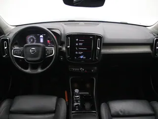 VOLVO XC40 Inscription