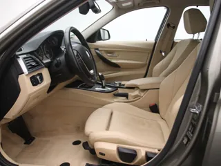 BMW 320 Essential