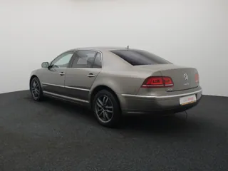 VOLKSWAGEN PHAETON