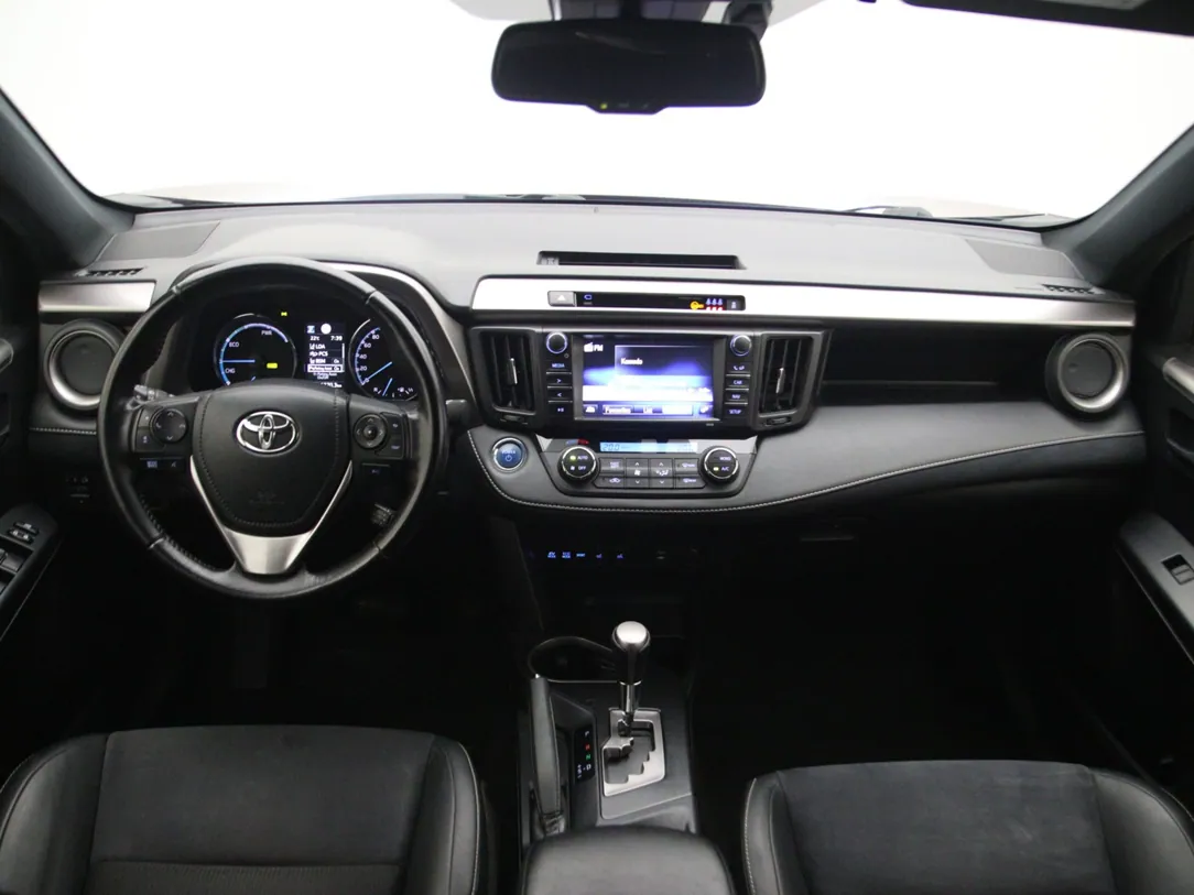 TOYOTA RAV 4
