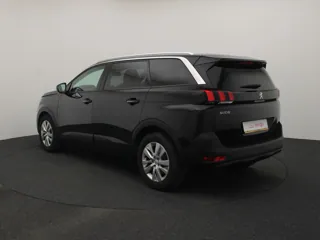 PEUGEOT 5008 Active