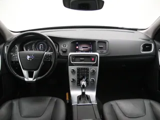 VOLVO V60 Cross Country Polar+