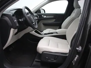 VOLVO XC40 Inscription