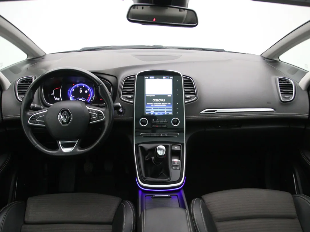 RENAULT SCENIC Bose