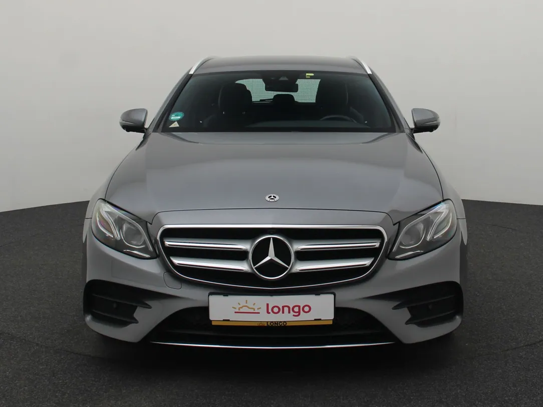 MERCEDES BENZ E220 Business Solution AMG