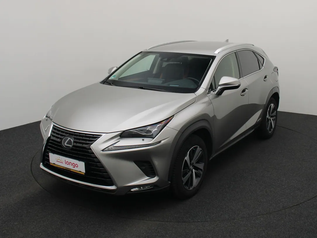 LEXUS NX300H Luxury Line