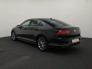 VOLKSWAGEN PASSAT B8 Business Edition R