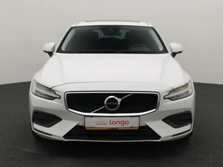 VOLVO V60 Momentum
