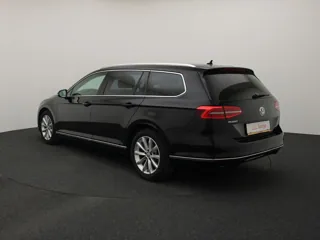 VOLKSWAGEN PASSAT B8 Highline