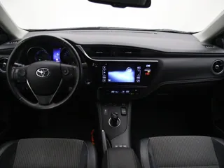 TOYOTA AURIS Pro