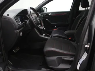 VOLKSWAGEN T-ROC Sport