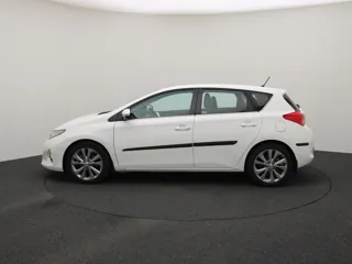 TOYOTA AURIS Executive