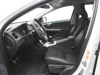 VOLVO V60 Polar+