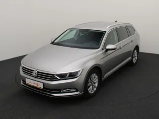 VOLKSWAGEN PASSAT B8 Connected Series