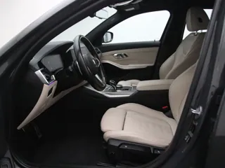 BMW 320 High Executive Edition