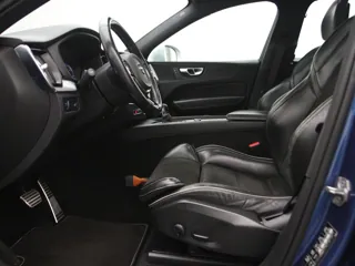 VOLVO XC60 R-Design