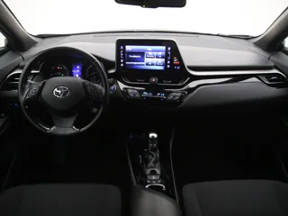 TOYOTA C-HR Dynamic