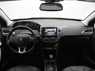 PEUGEOT 2008 Allure