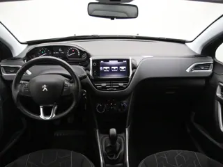 PEUGEOT 2008 Active