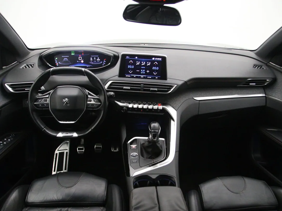 PEUGEOT 5008 GT-Line