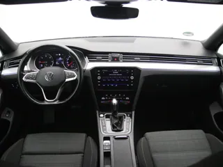 VOLKSWAGEN PASSAT B8 Style Business