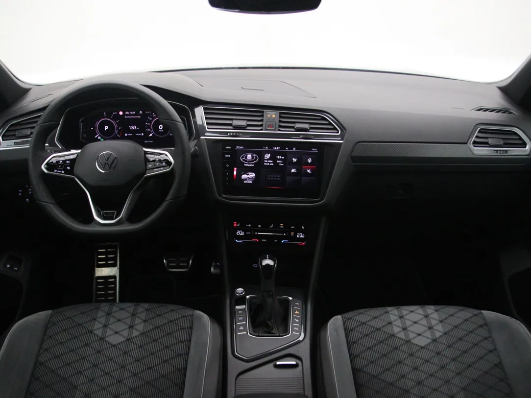 VOLKSWAGEN TIGUAN R-Line Business+