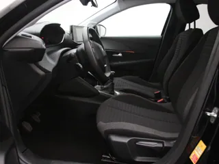 PEUGEOT 208 Active