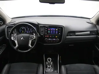 MITSUBISHI OUTLANDER Premium