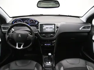PEUGEOT 2008 Executive