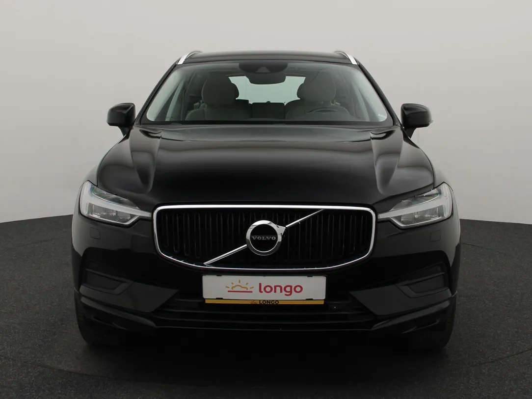 VOLVO XC60 Momentum
