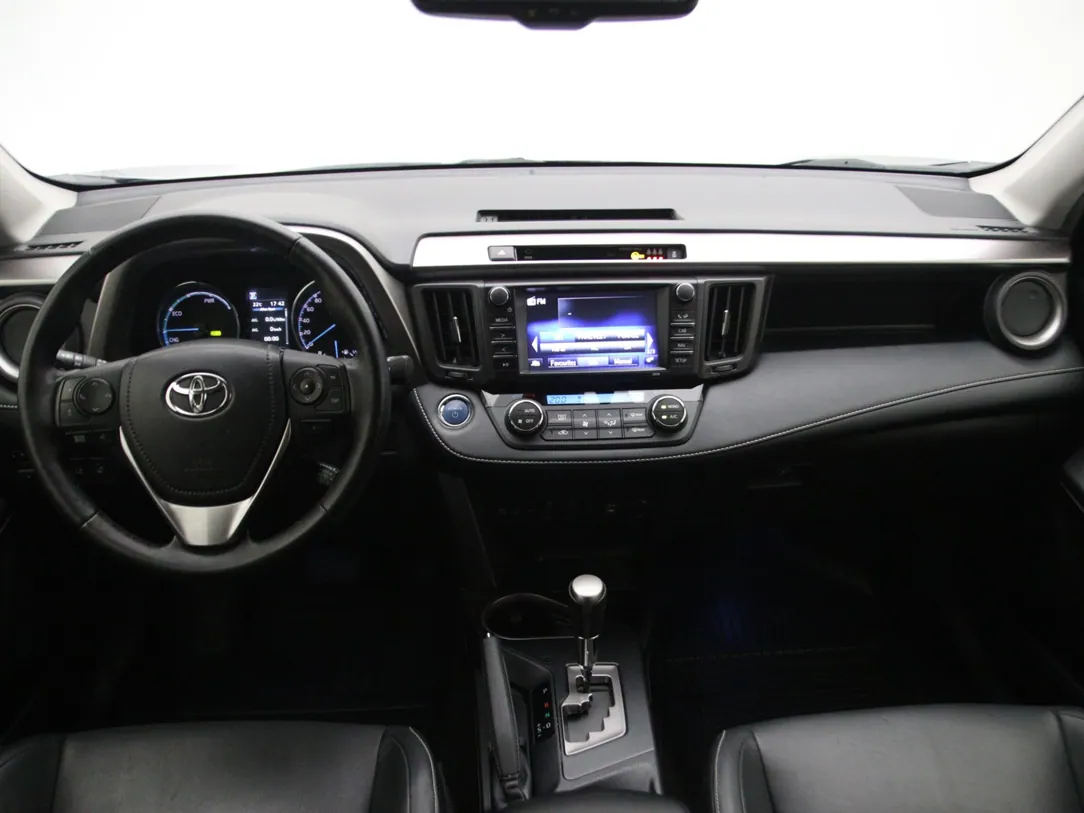 TOYOTA RAV 4 Dynamic