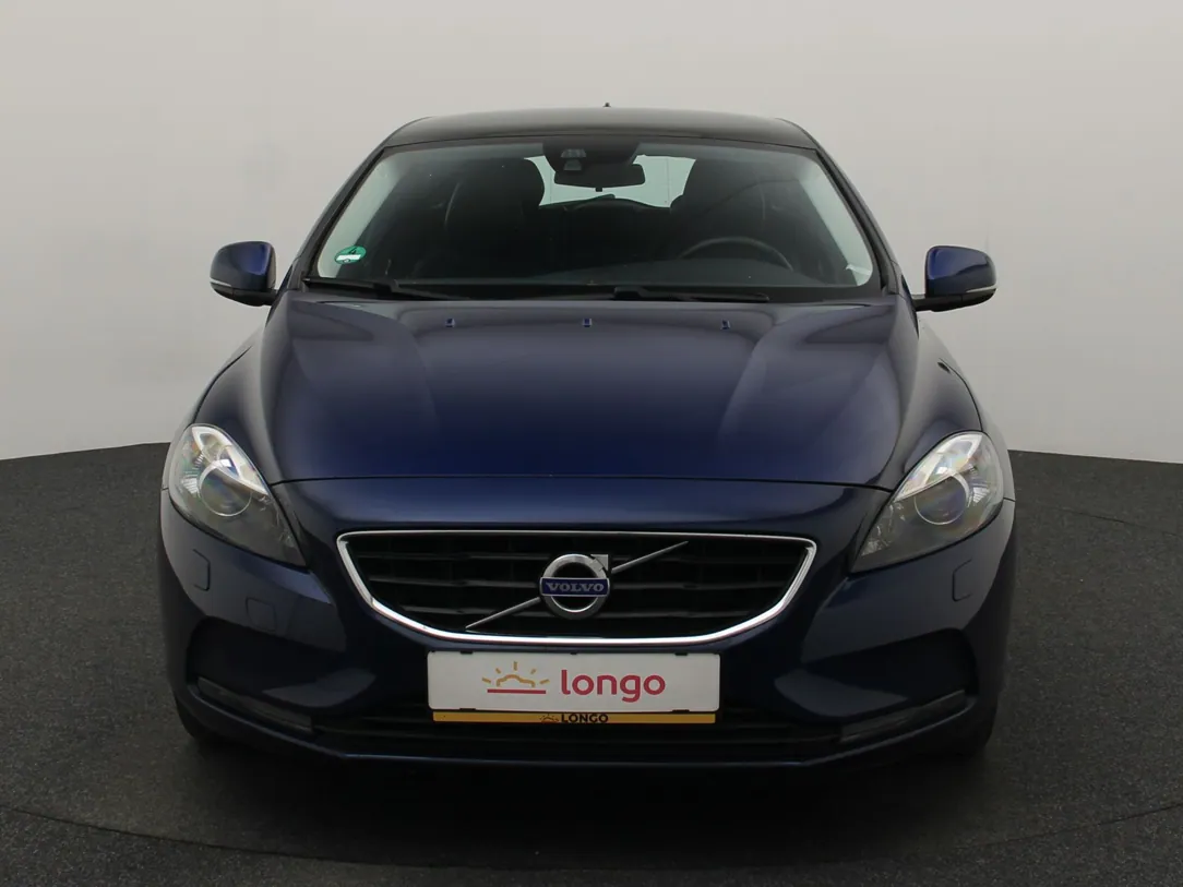 VOLVO V40 Ocean Race Business
