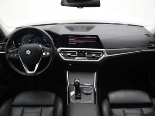 BMW 320 Luxury Line
