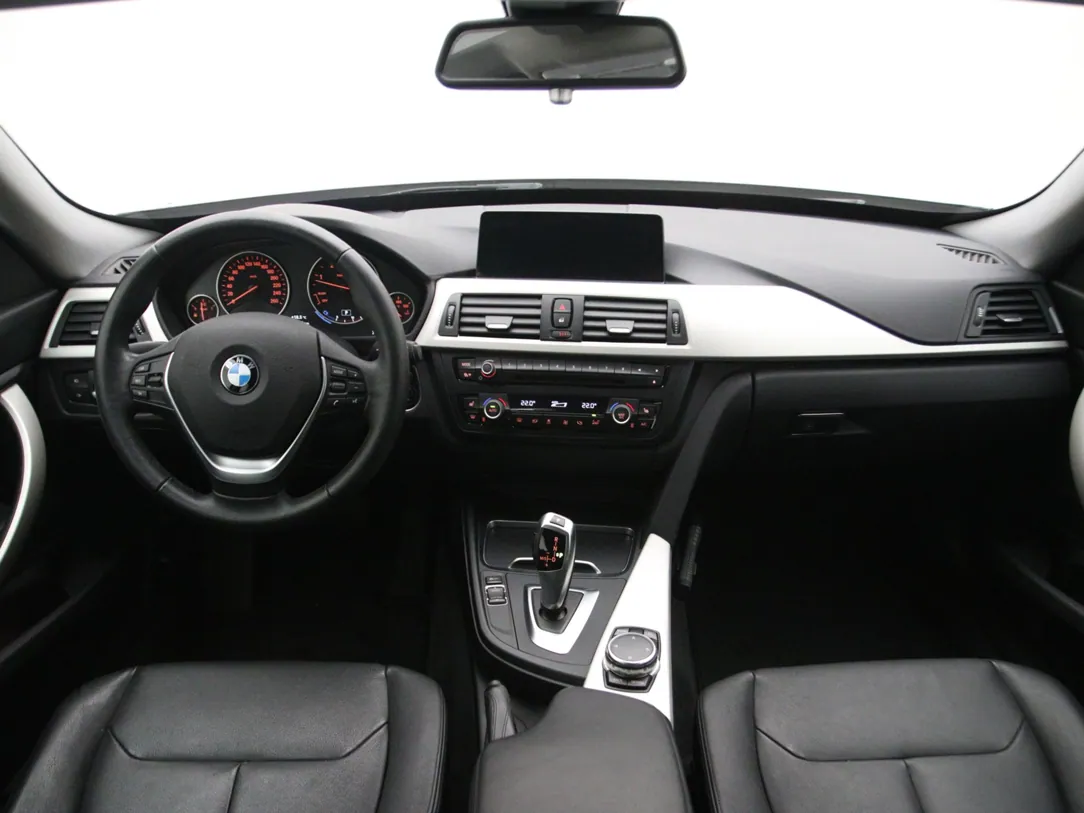 BMW 320 Gran Turismo Centennial High Executive